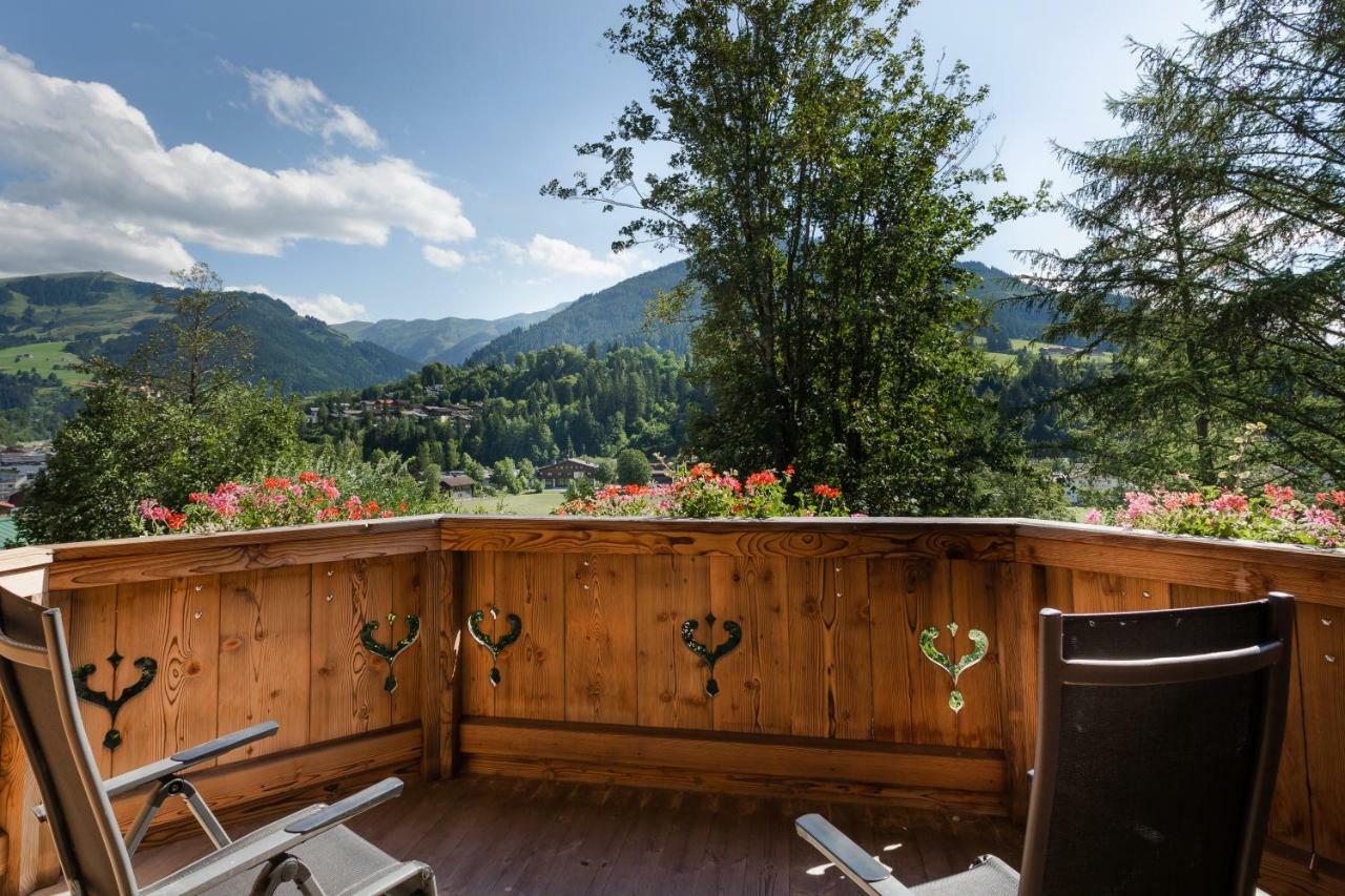 Вилла Family Retreat Maria Alm Экстерьер фото
